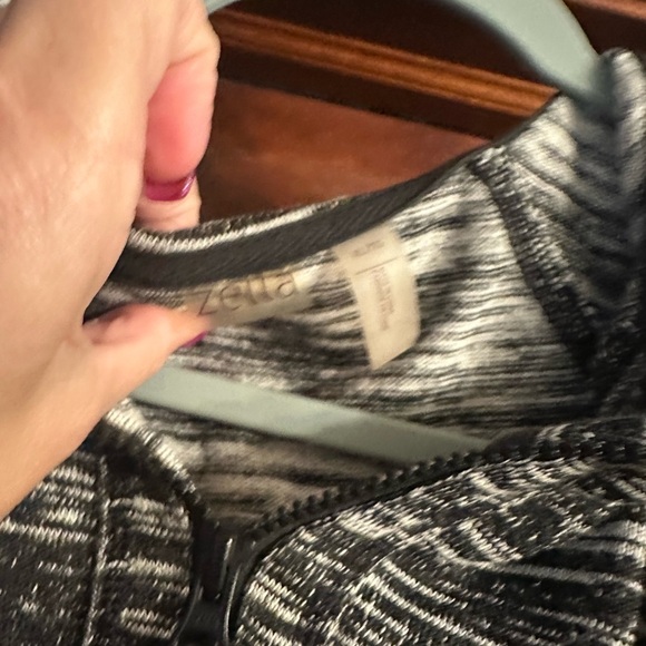 Zella Black and Gray Zip-Up Athletic Hoodie - Picture 4 of 5